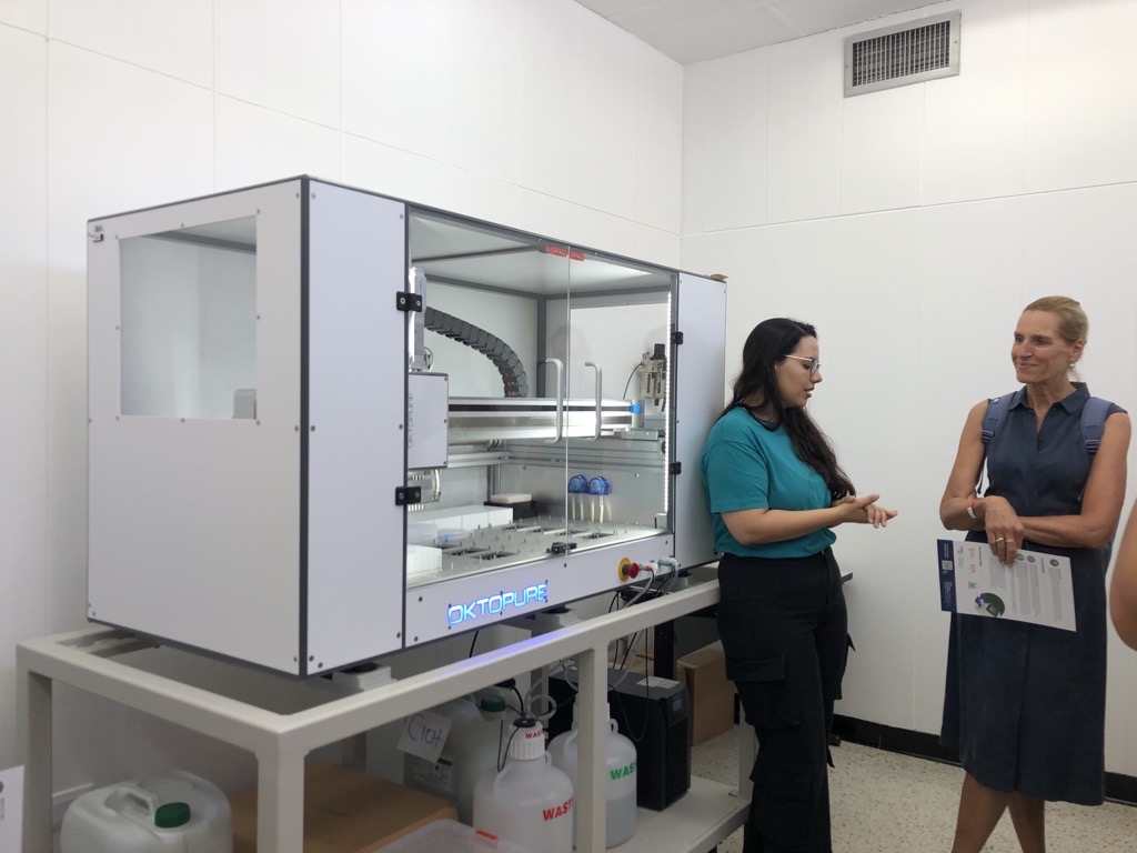 Automated way of extracting DNA - OKTOPURE
